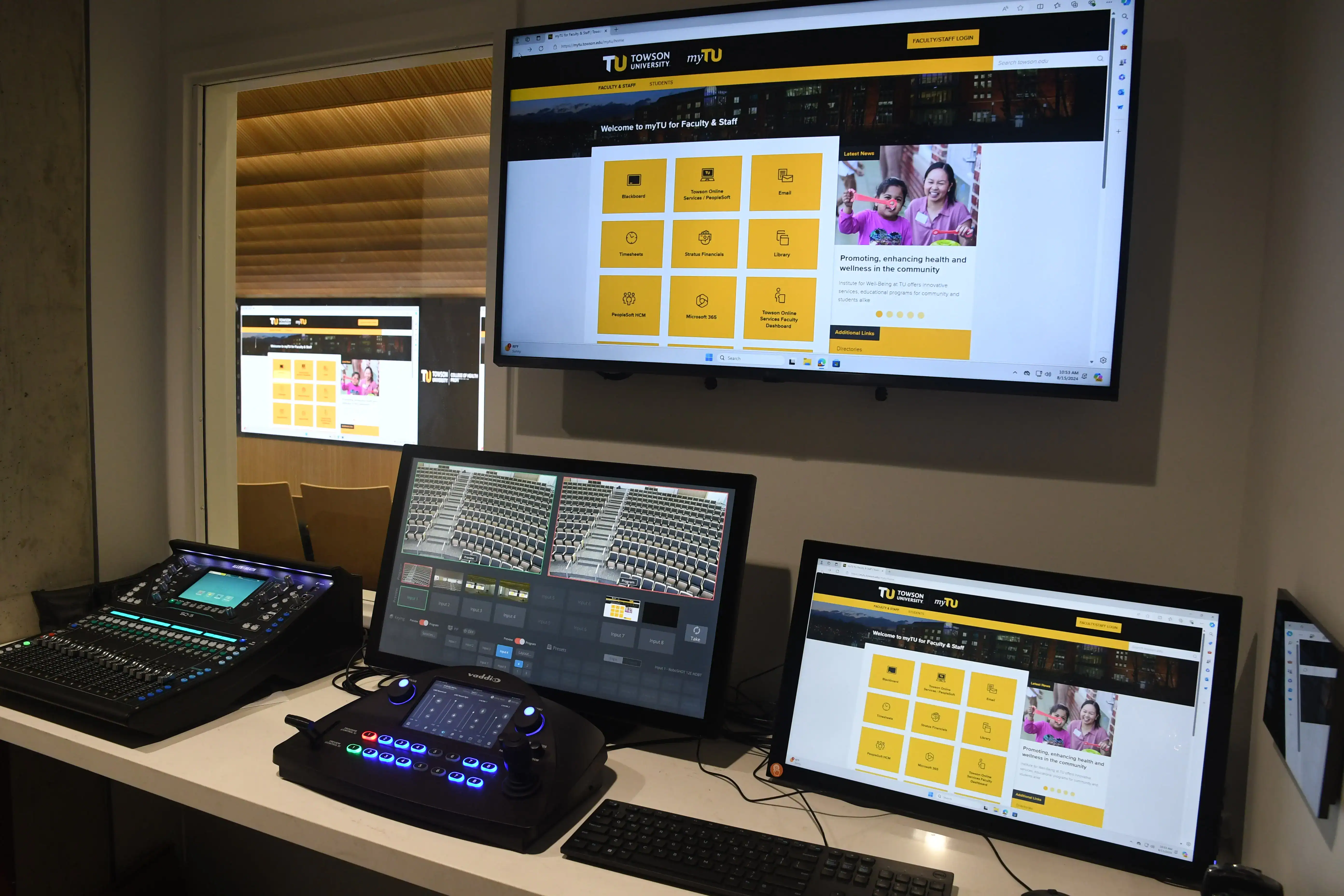 AV for Lecture Hall Operator Booth AV for Higher Education