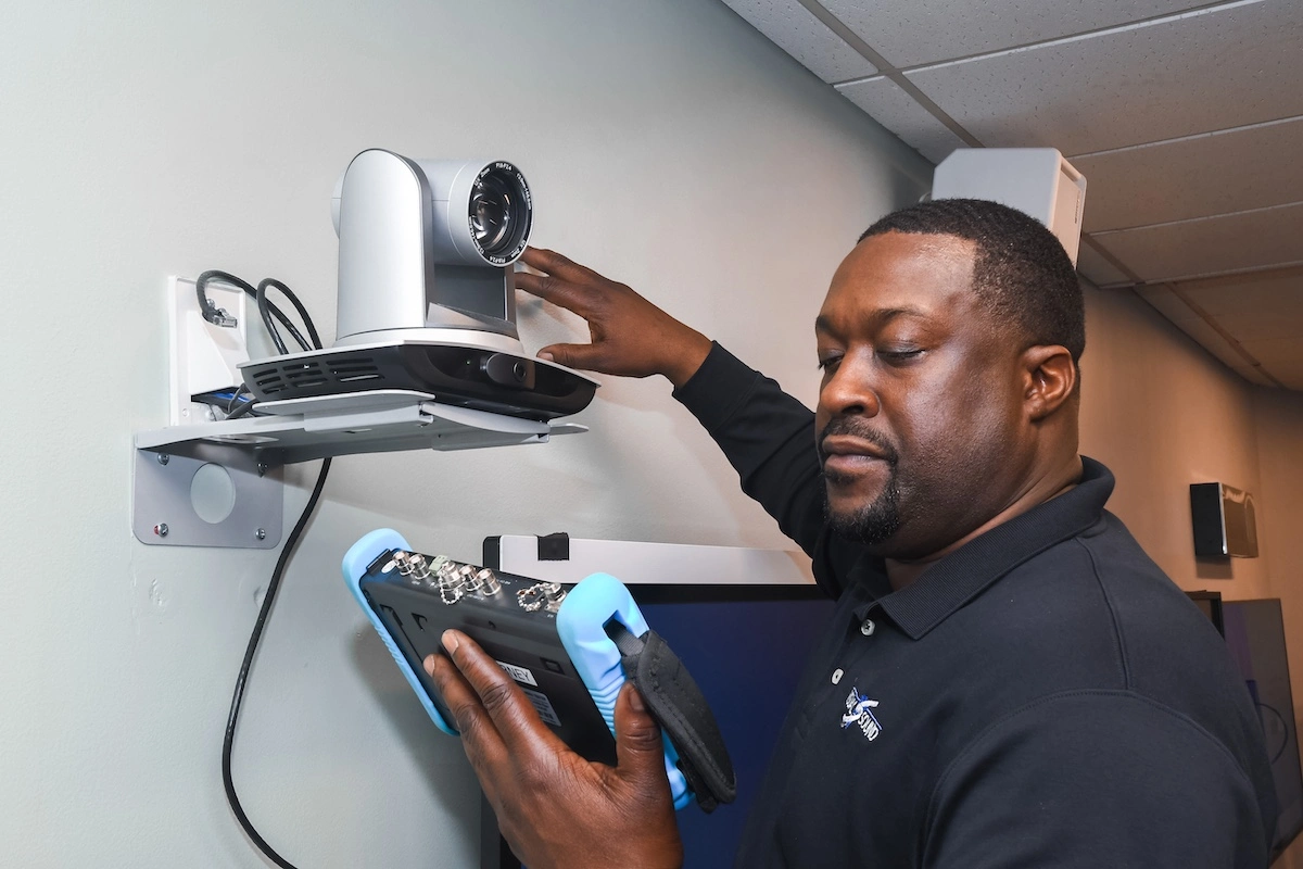 AV Technician 2
